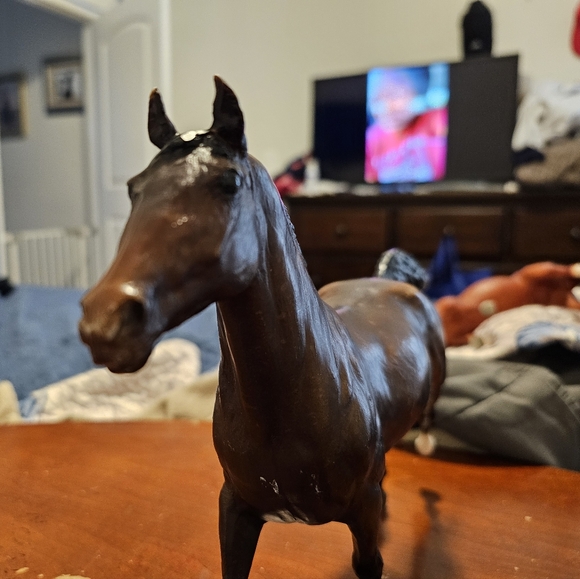 Breyer Other - Breyers Thoroughbred Dark #803